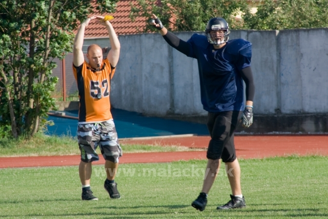 Americký futbal v Malackách - 25. 6. 2011 []